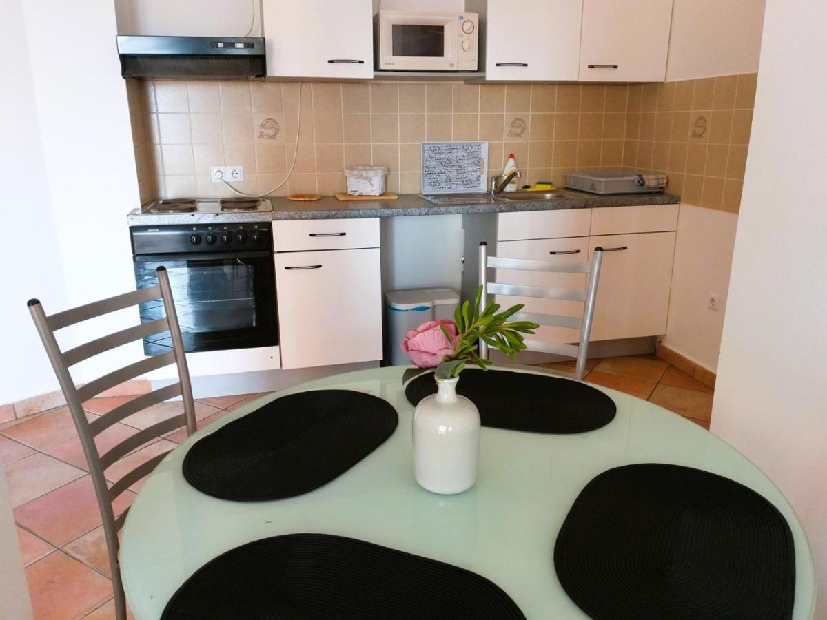 Villa Dobra Family Apartments 비르 외부 사진