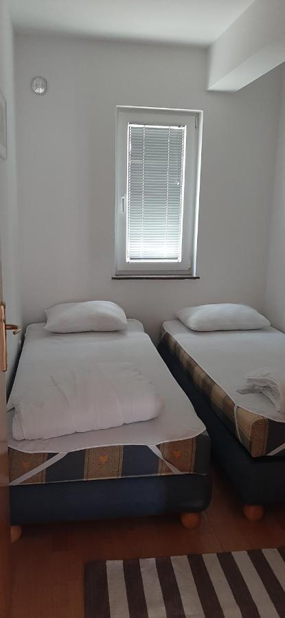 Villa Dobra Family Apartments 비르 외부 사진